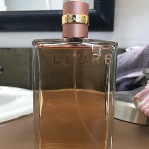 Chanel Allure!